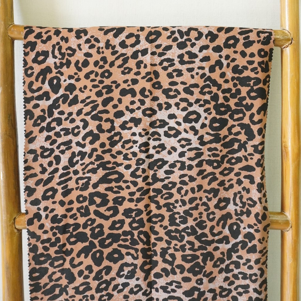 Fujiette Crepe Tebal Leopard